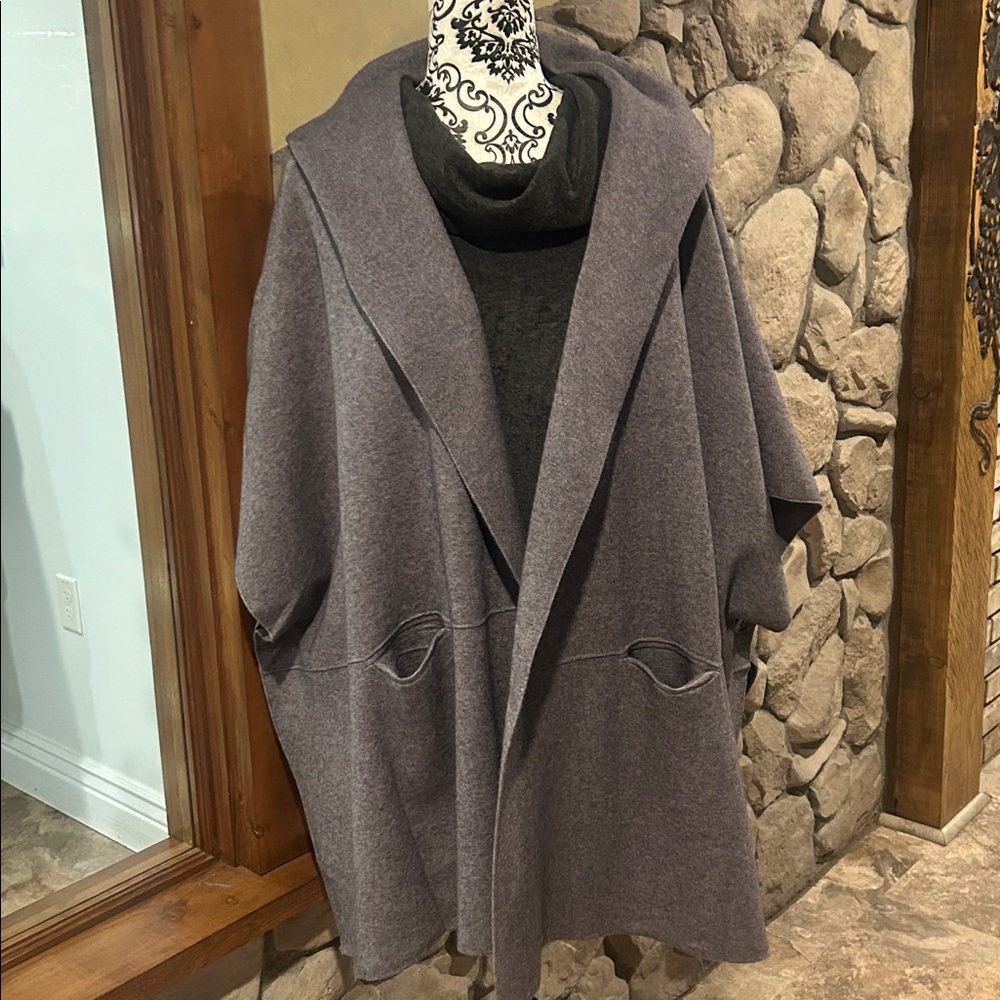 NWT Tempo Paris Grey Knit Hoodie Poncho Cardigan Sweater